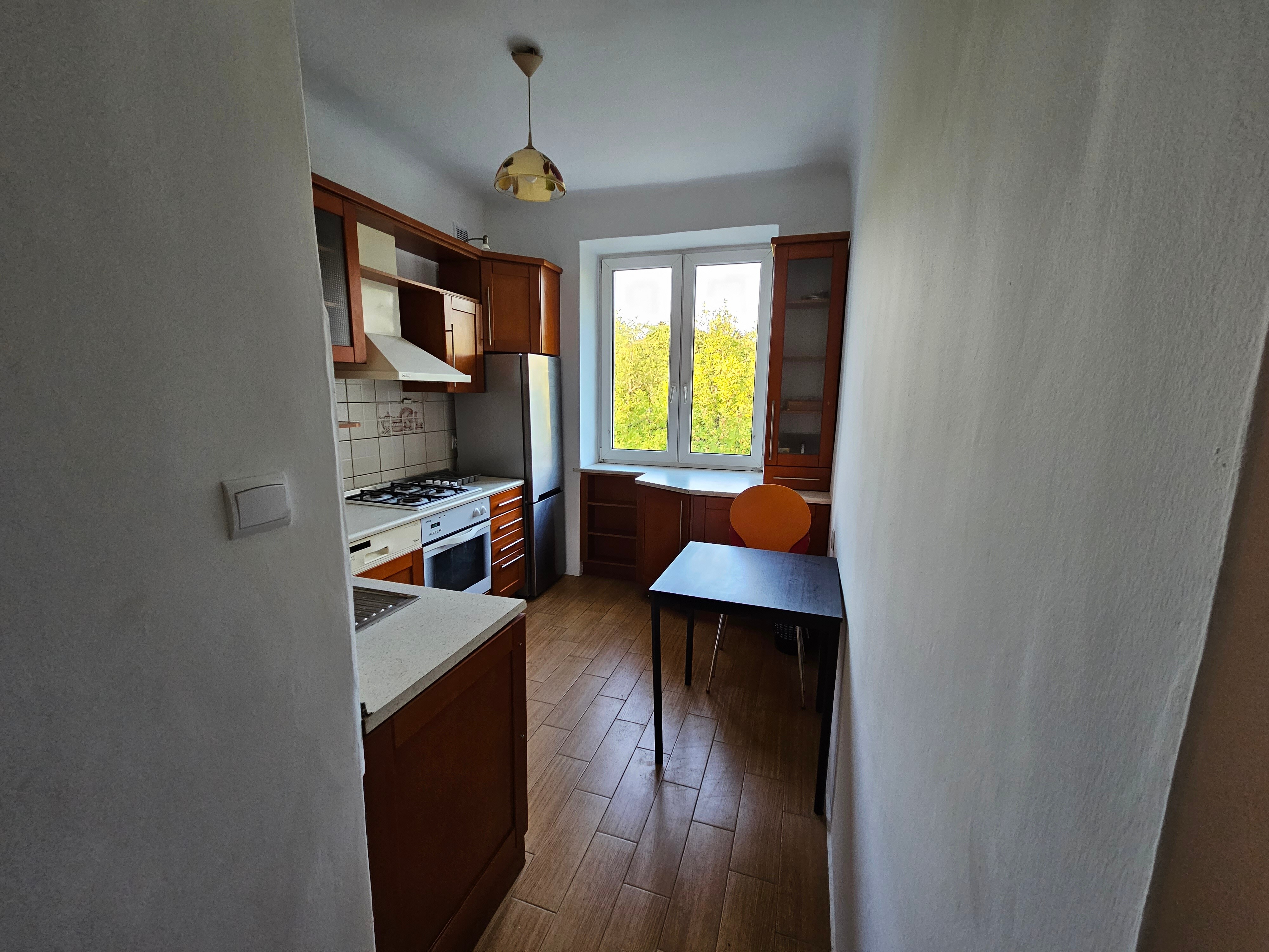 4 pokoje na Żoliborzu - Adama Mickiewicza 4 pokoje na Żoliborzu - Adama Mickiewicza